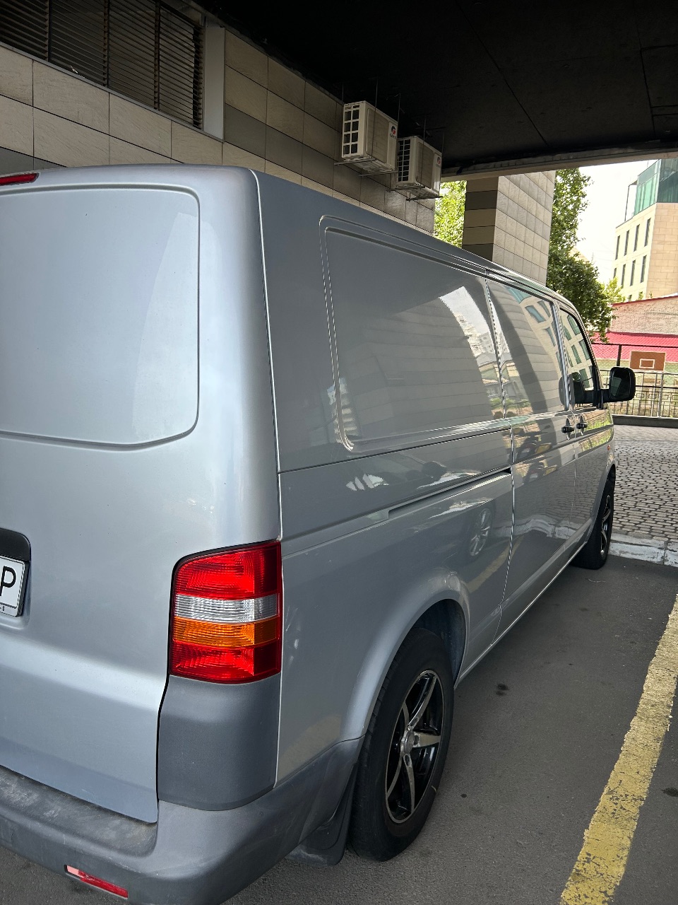 Volkswagen Transporter - фото 5