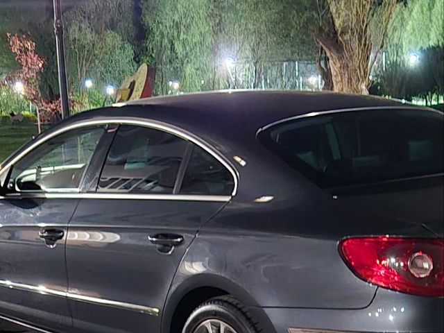 Volkswagen Passat CC - фото 2
