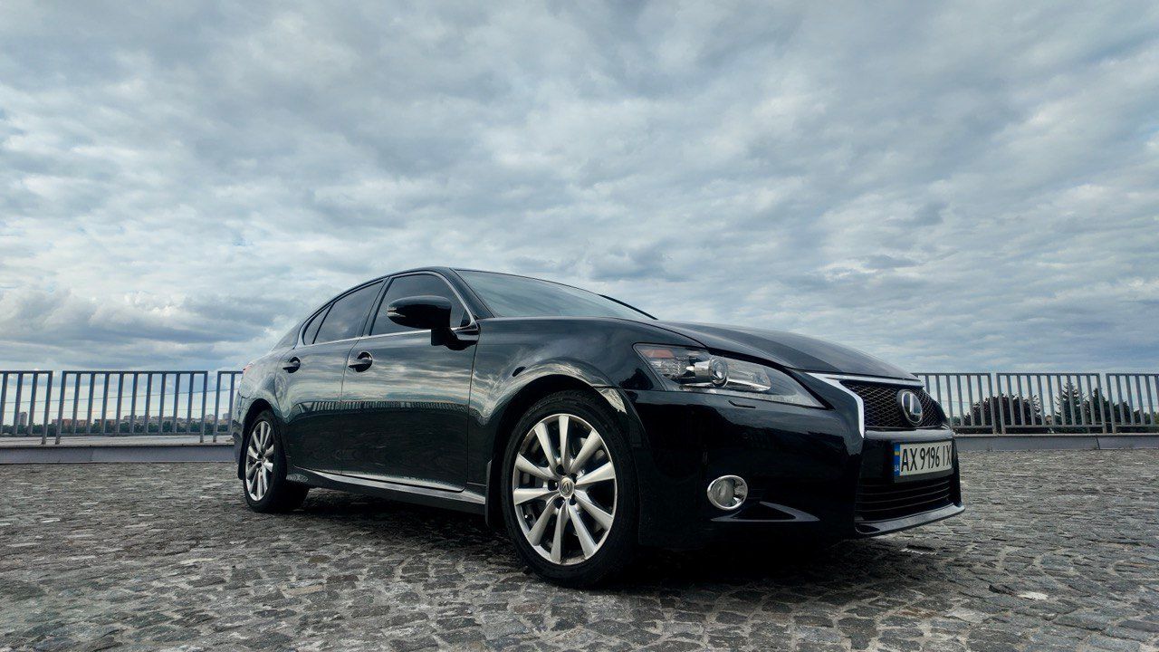 Lexus GS - фото 2