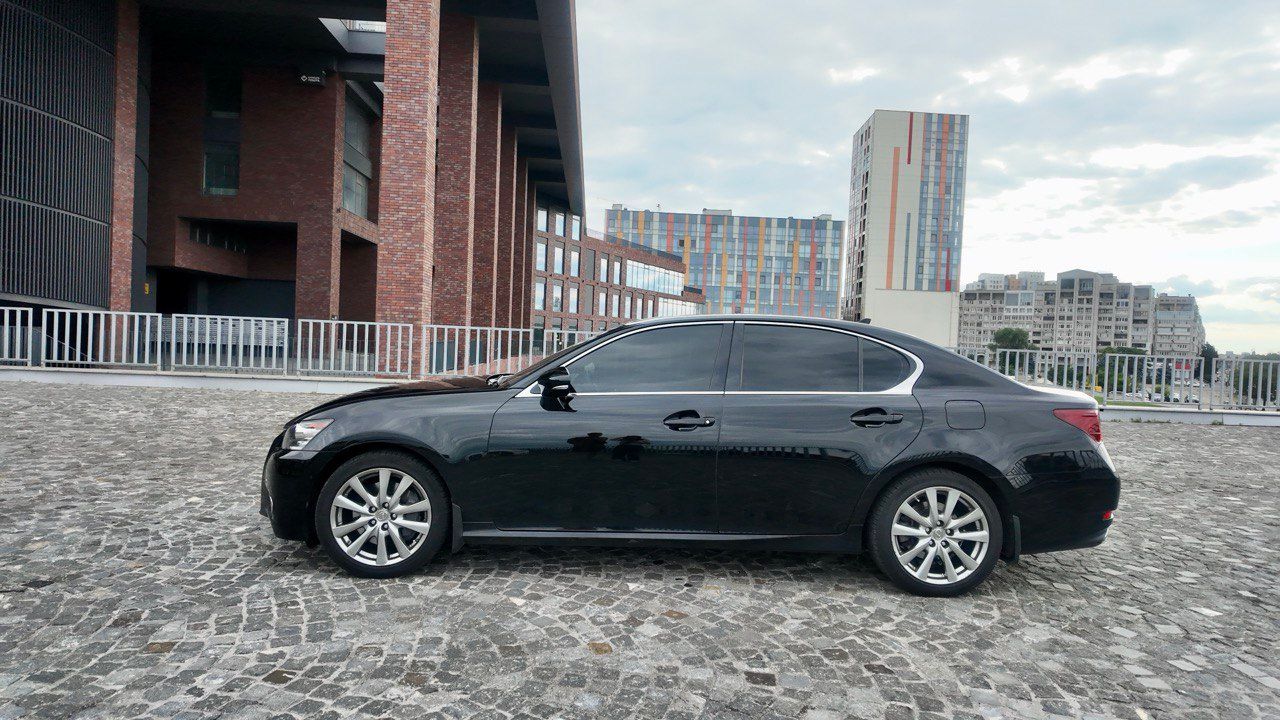 Lexus GS - фото 3
