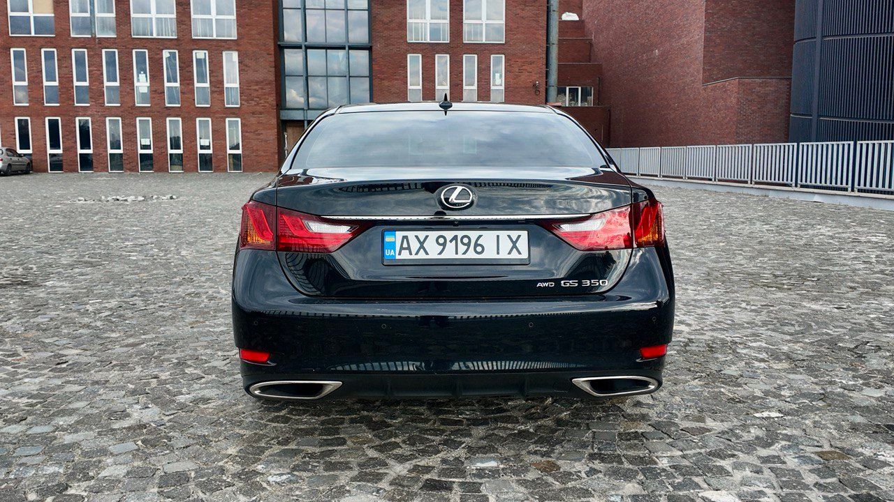 Lexus GS - фото 5