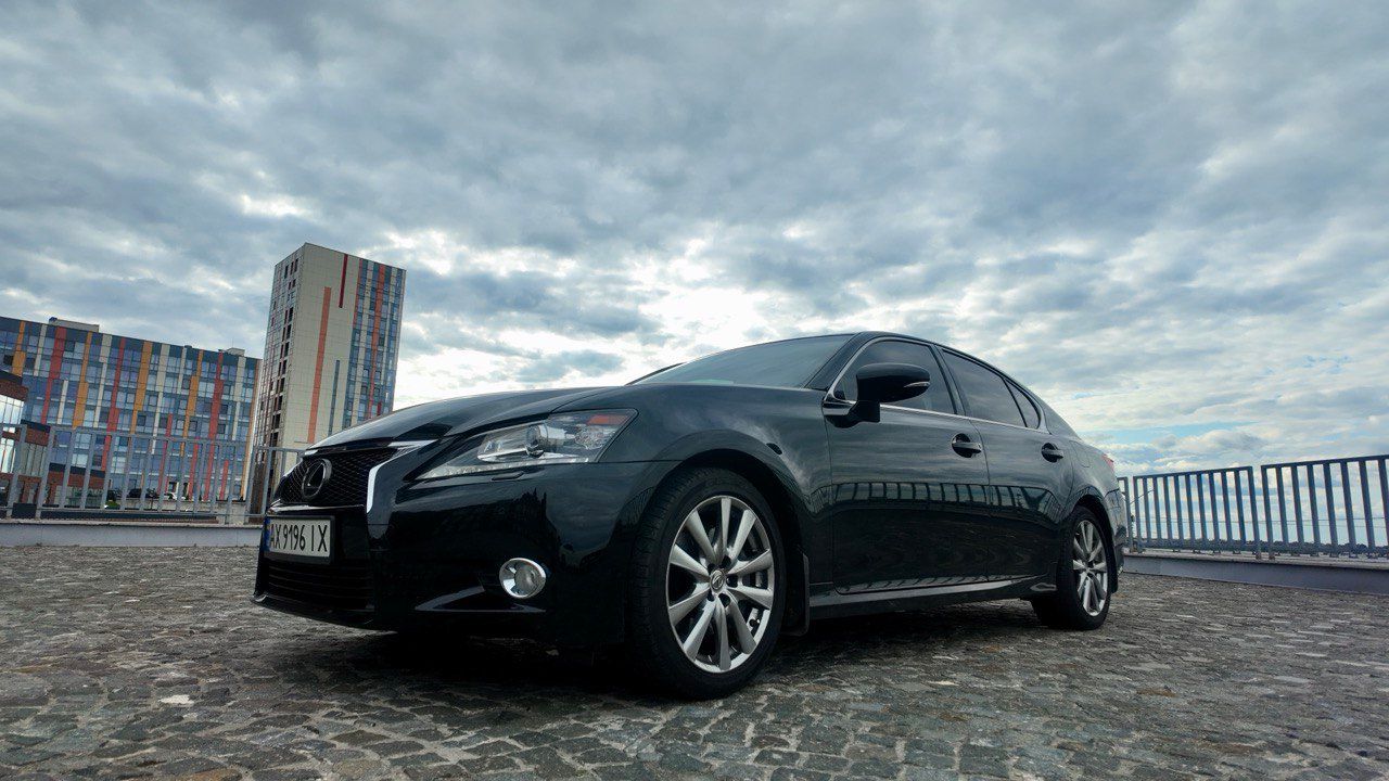 Lexus GS - фото 1