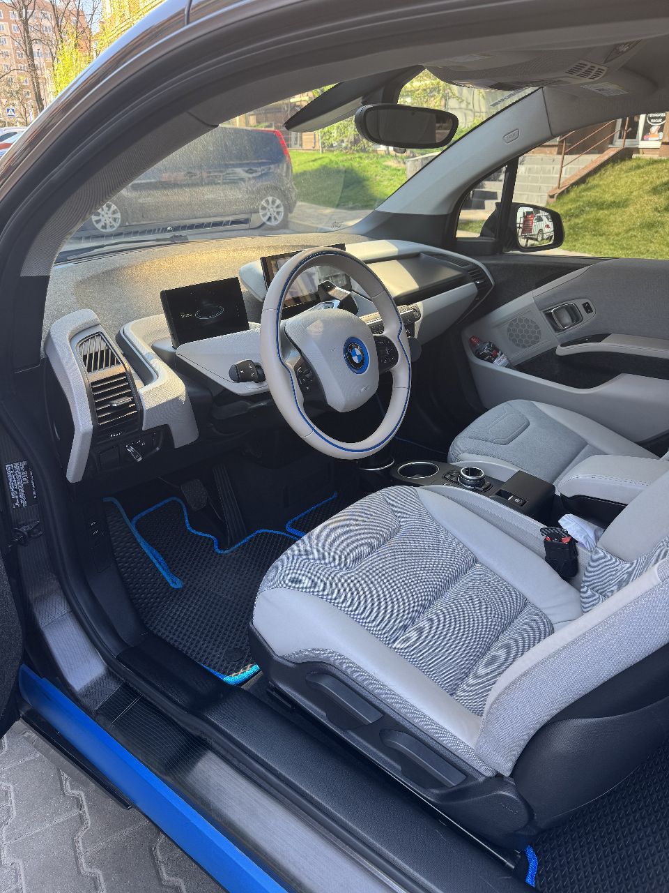 BMW i3 - фото 8