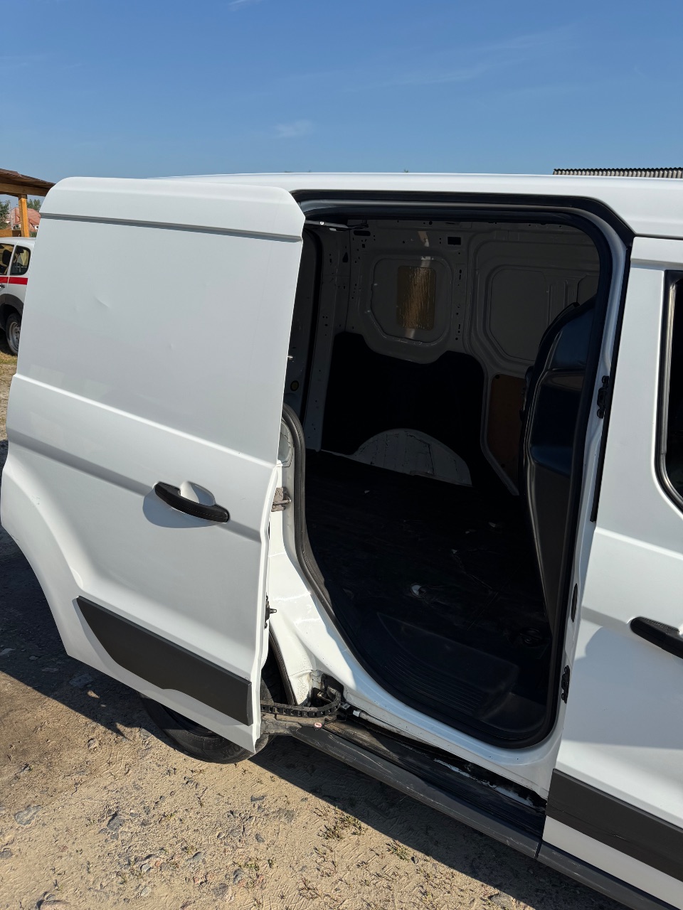 Ford Transit Connect - фото 8