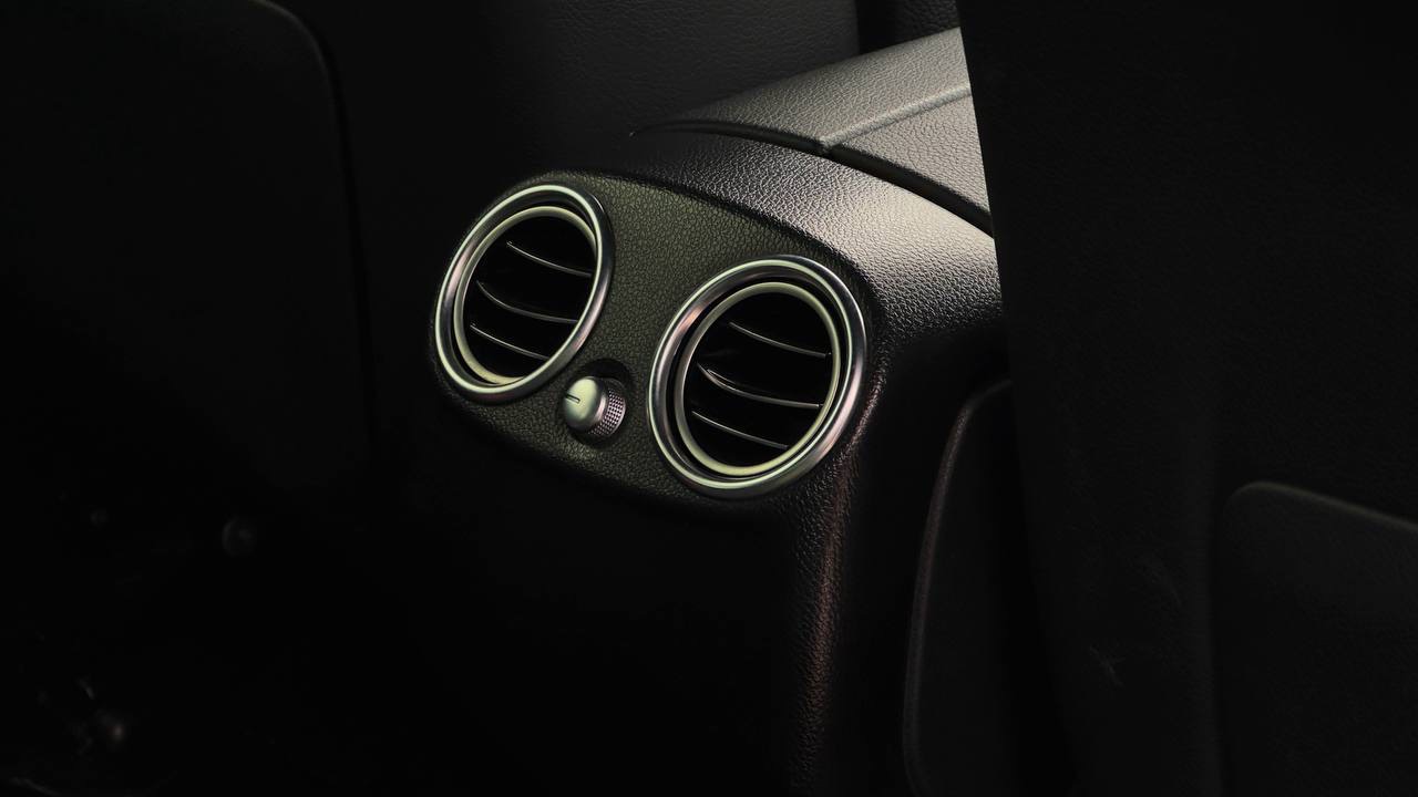 Mercedes-Benz GLC - фото 16