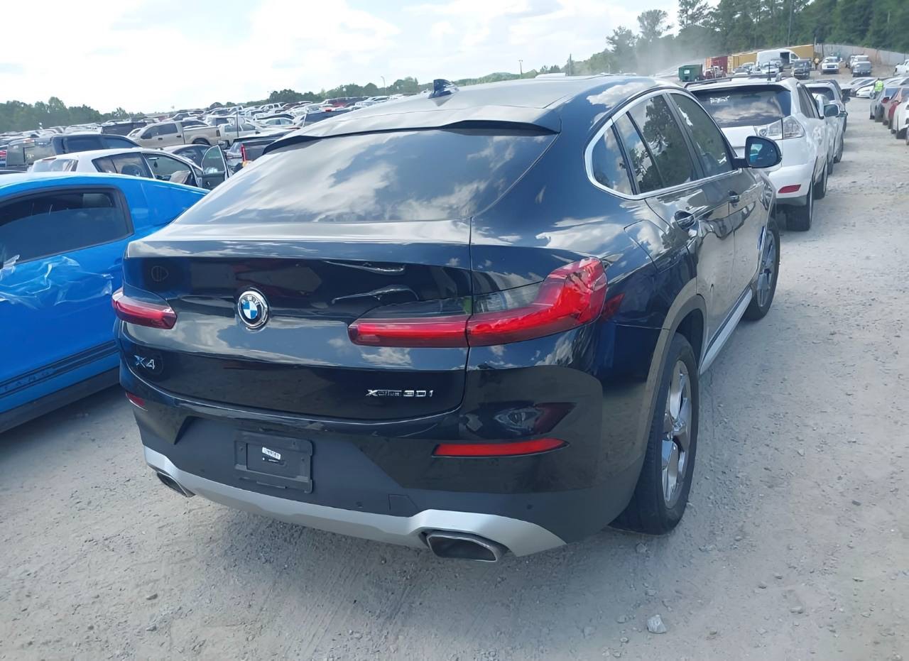 BMW X4 - фото 8