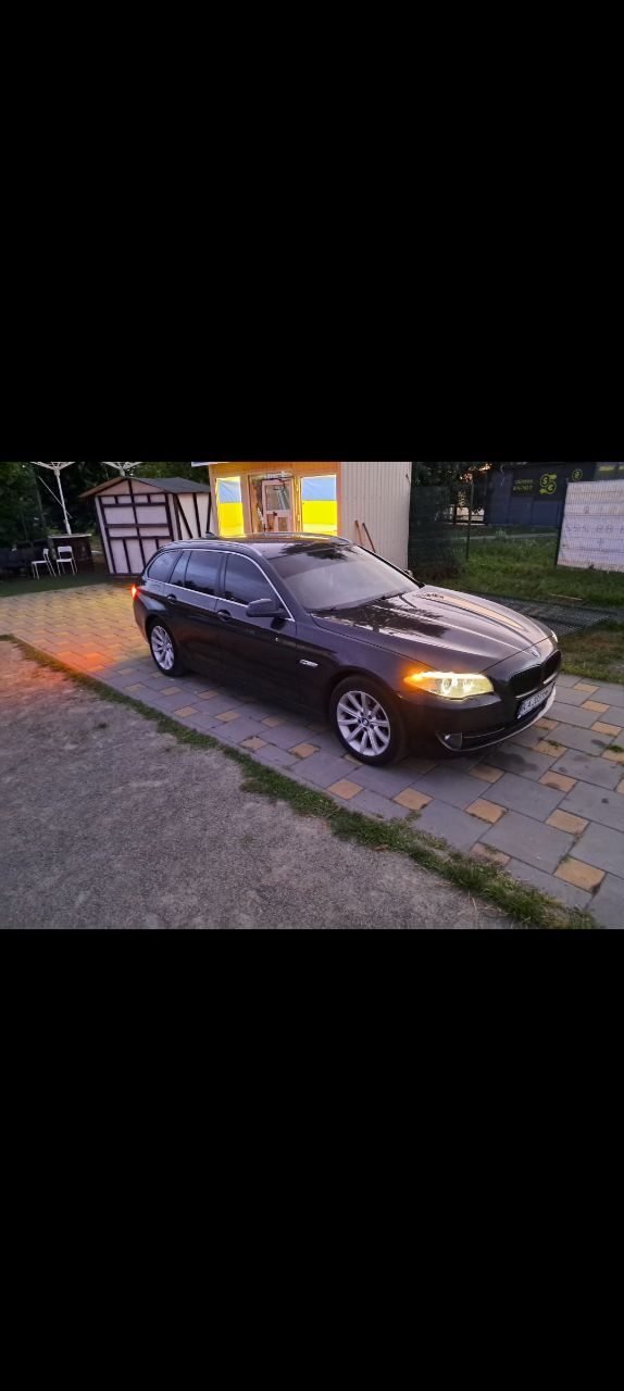 BMW 5 серії - фото 1