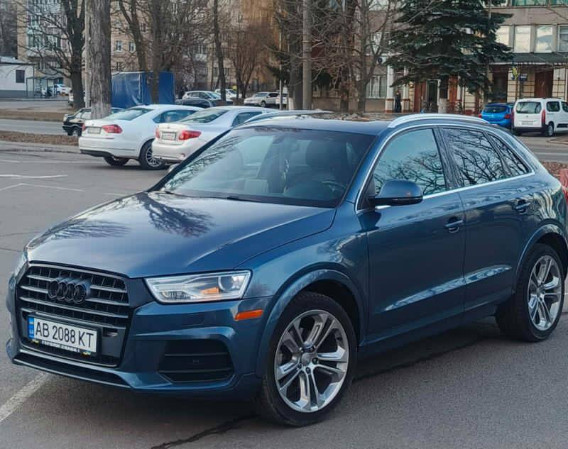 Audi Q3 - фото 1