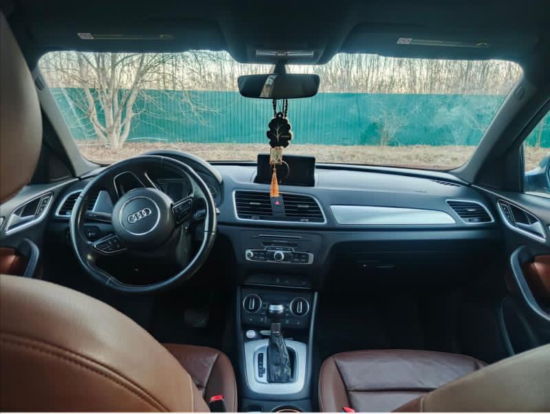 Audi Q3 - фото 10