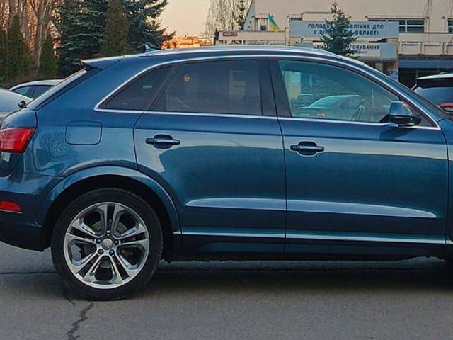 Audi Q3 - фото 4