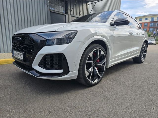 Audi RS Q8 - зображення 1
