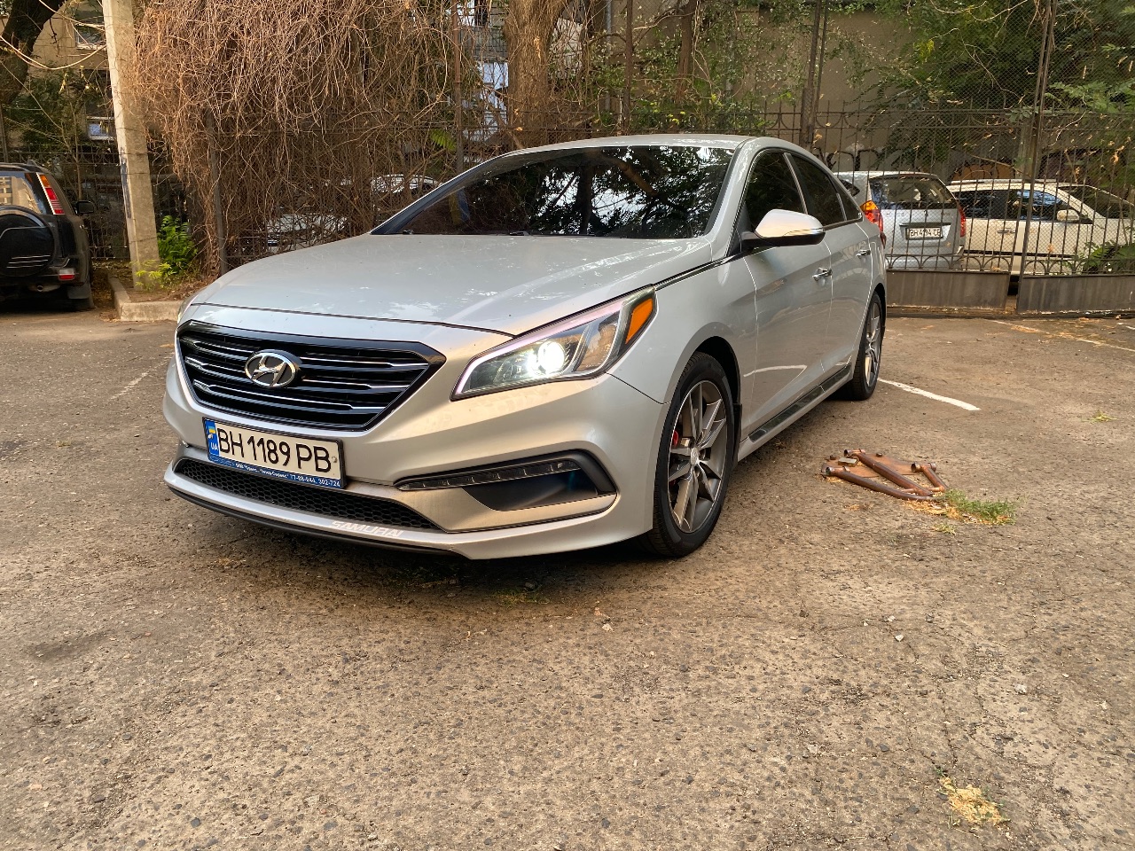 Hyundai Sonata - фото 1