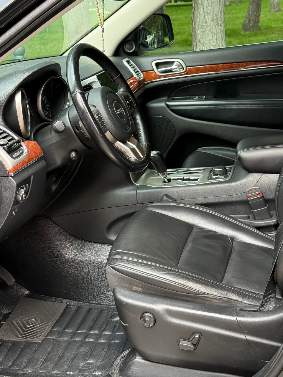 Jeep Grand Cherokee - фото 15