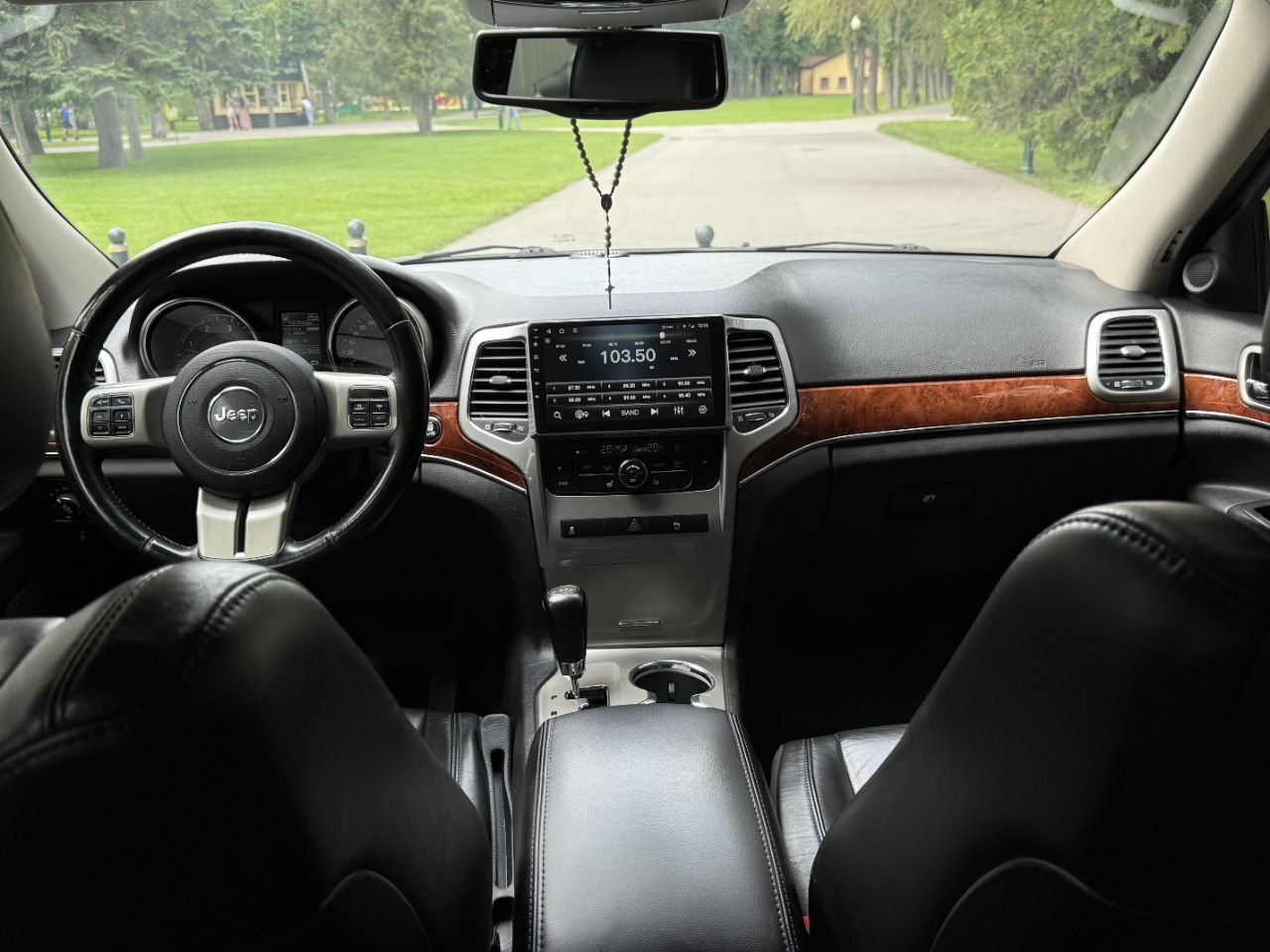 Jeep Grand Cherokee - фото 9