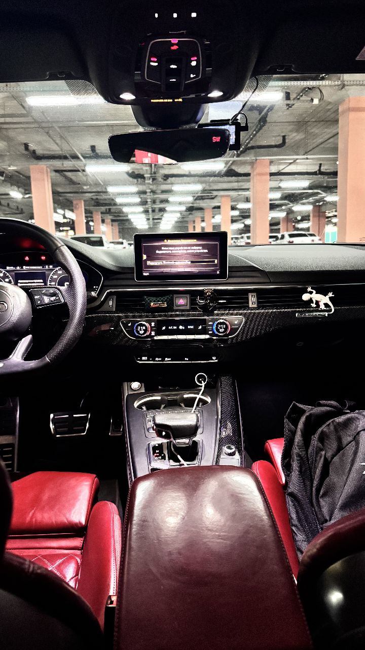 Audi S5 - фото 16