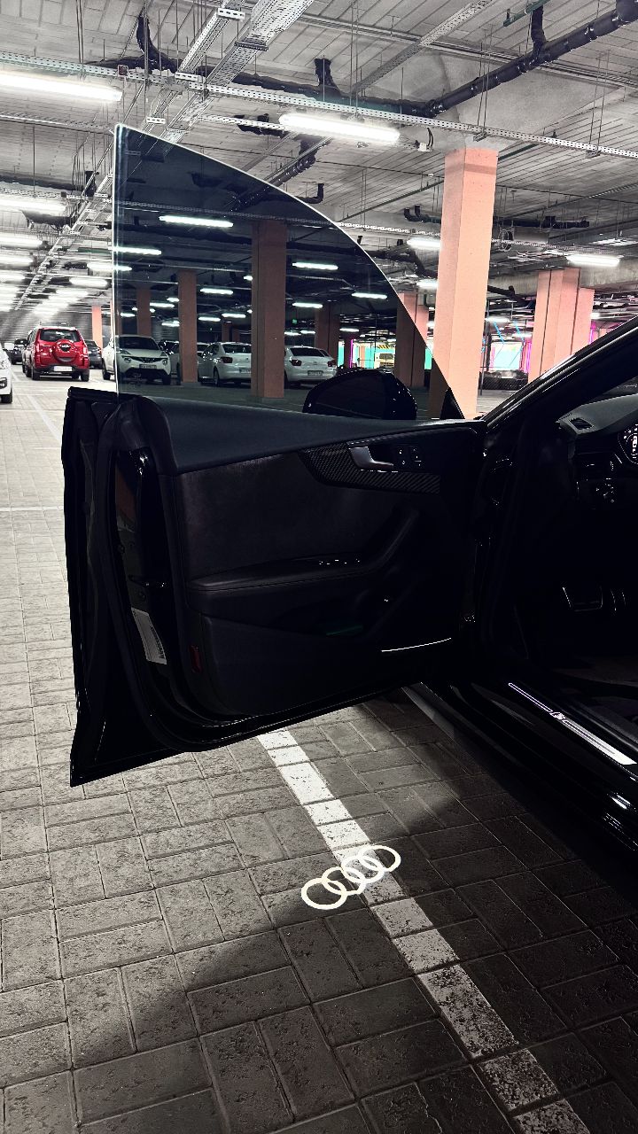 Audi S5 - фото 11