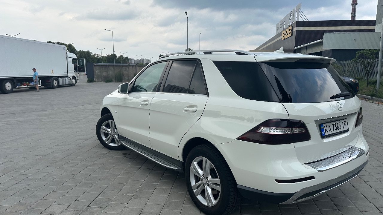 Mercedes-Benz M-Класс - фото 4