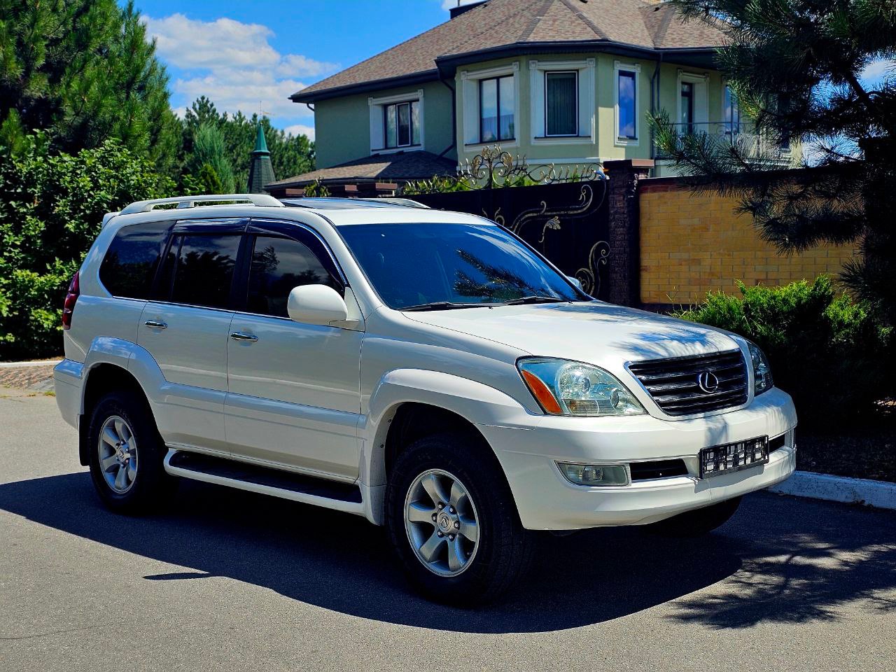 Lexus GX - фото 7