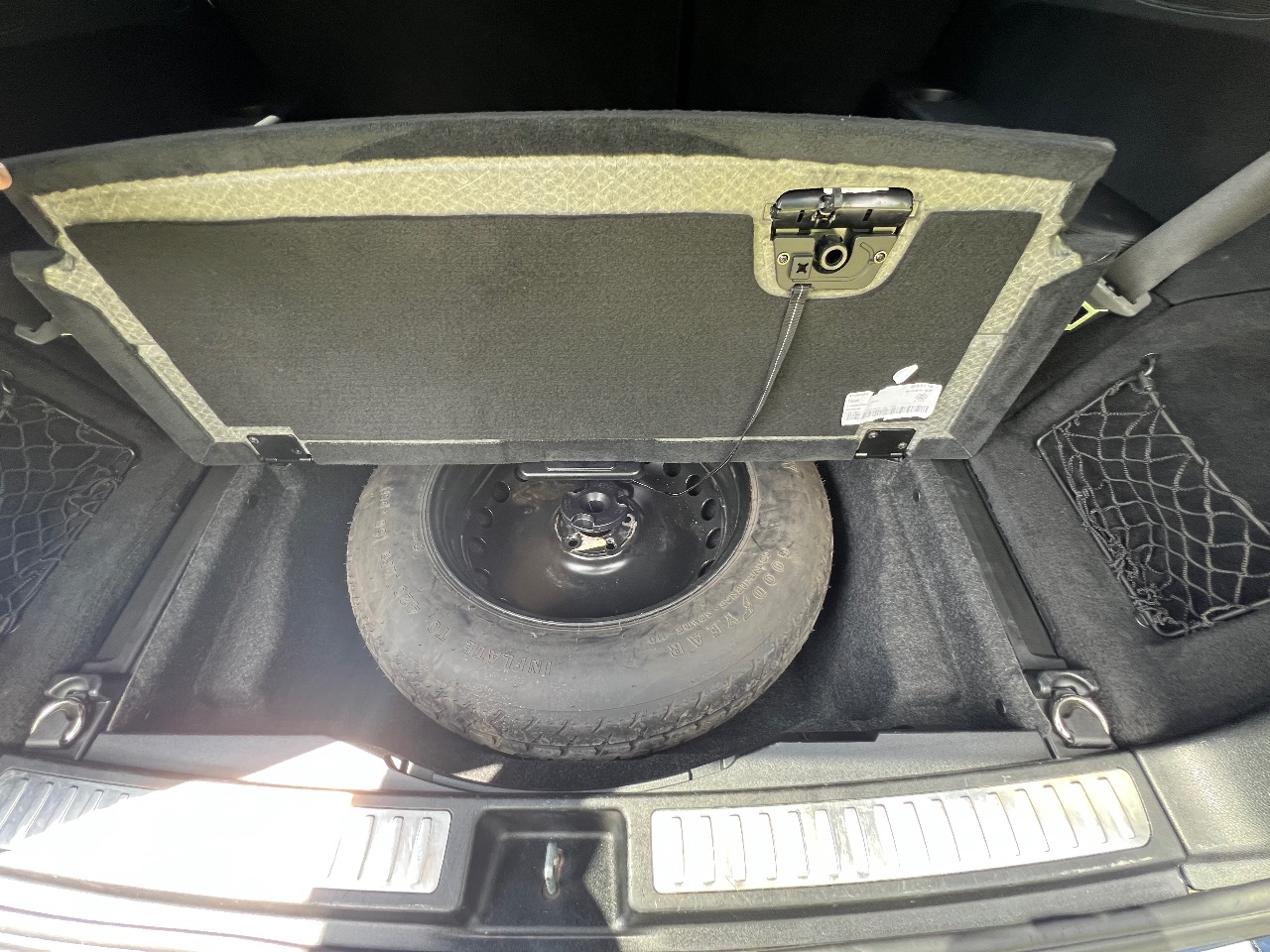 Mercedes-Benz GLS - фото 7