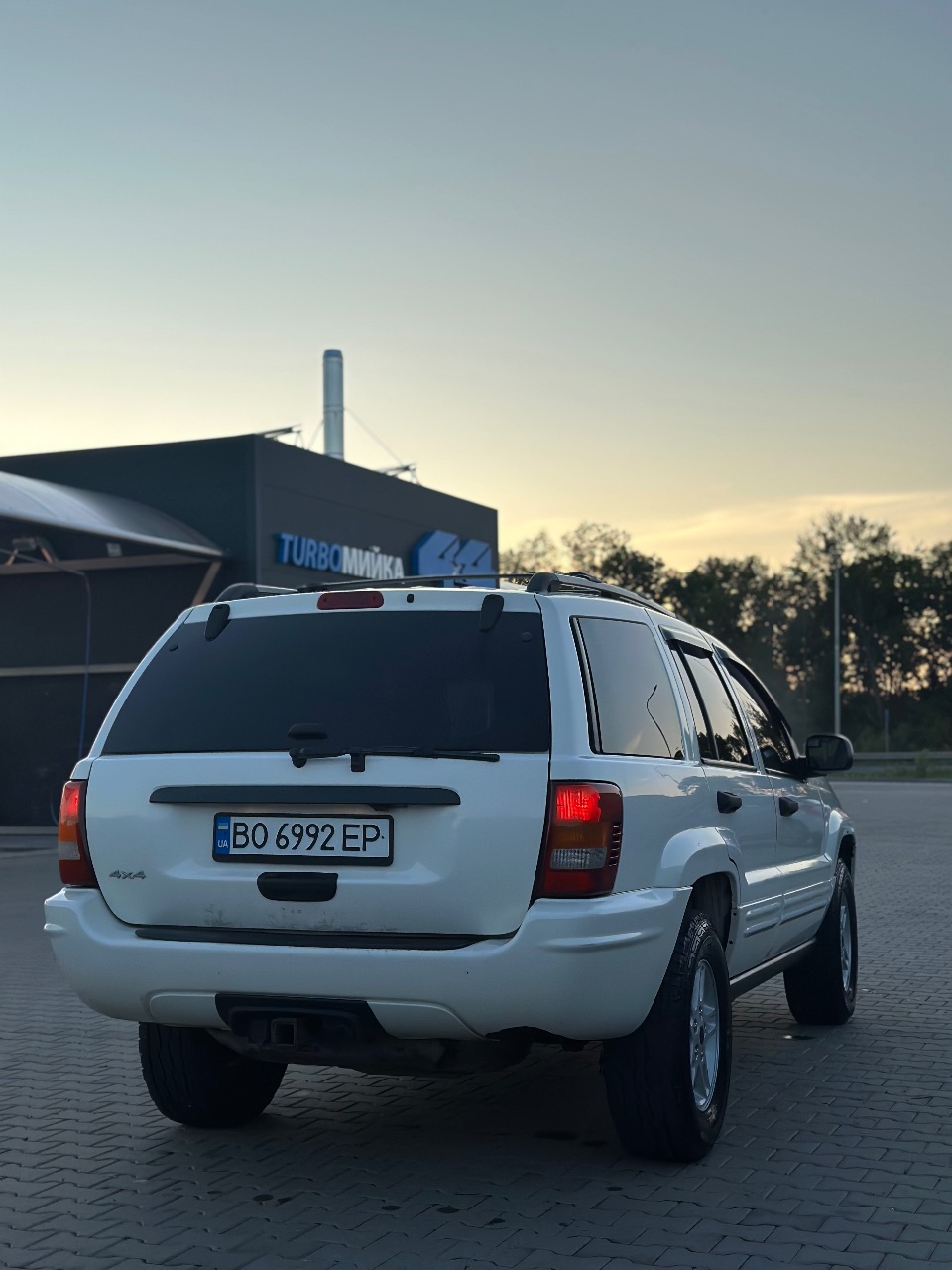 Jeep Grand Cherokee - фото 11