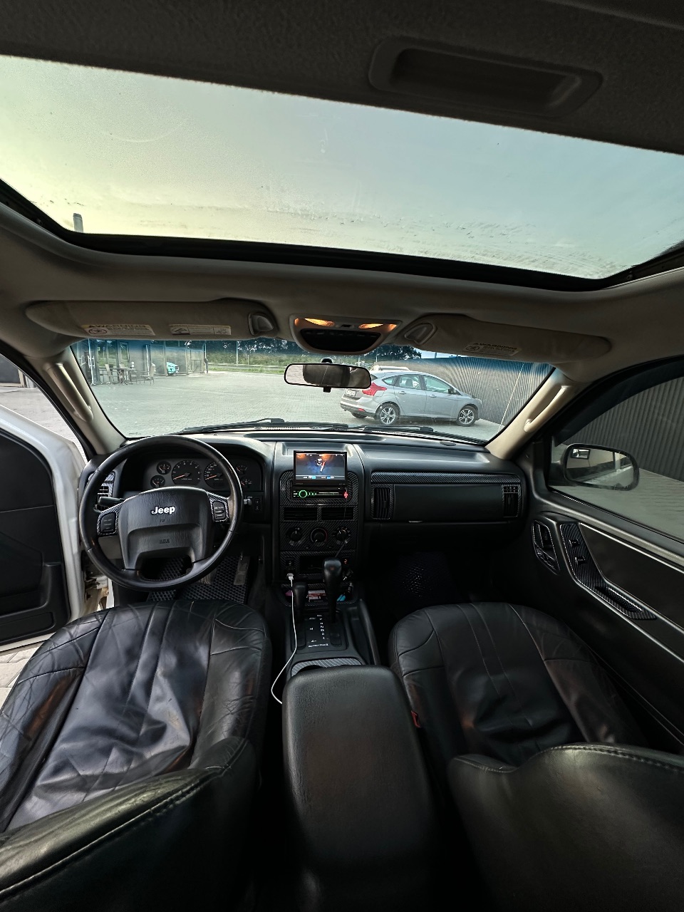 Jeep Grand Cherokee - фото 27