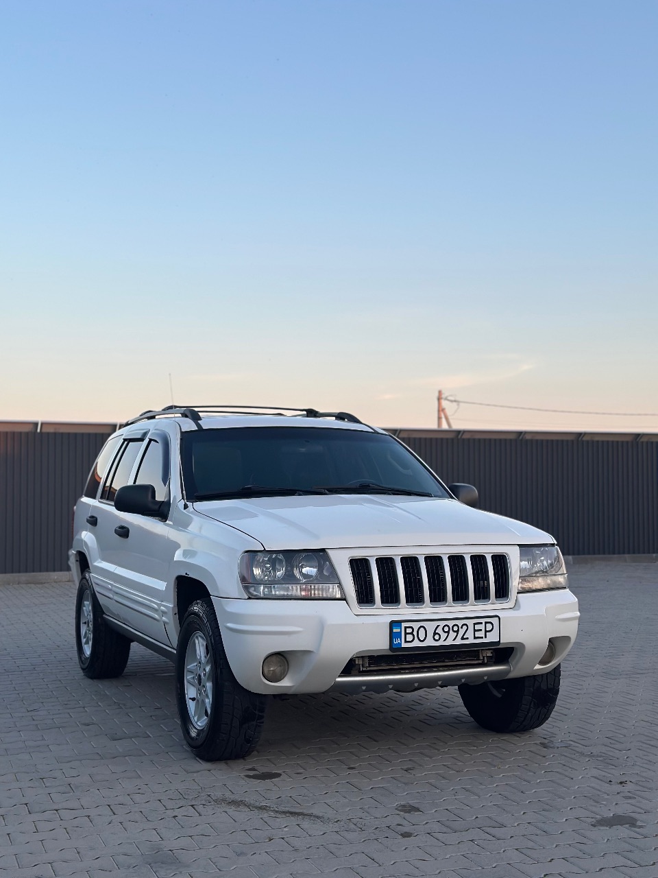 Jeep Grand Cherokee - фото 4