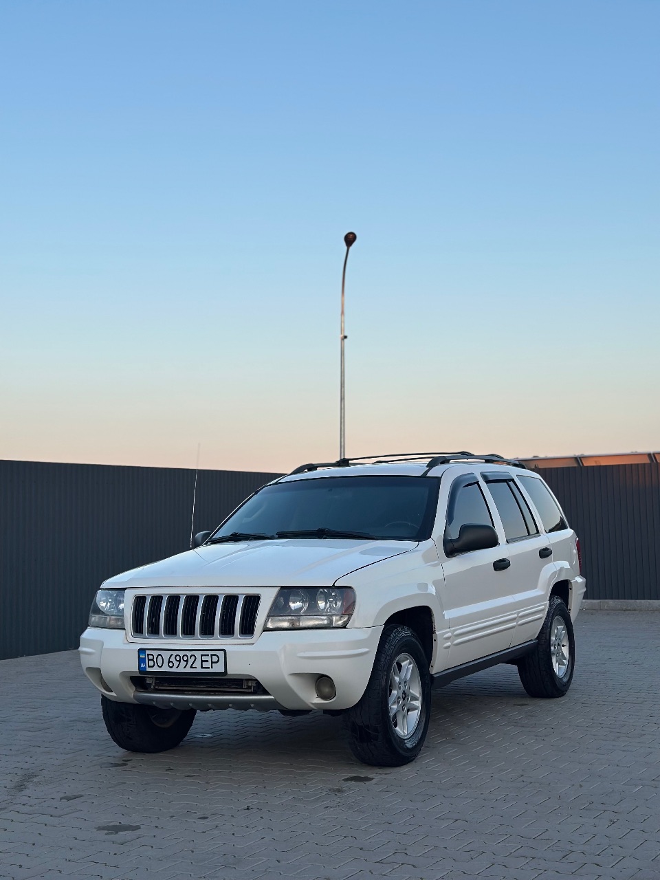 Jeep Grand Cherokee - фото 6