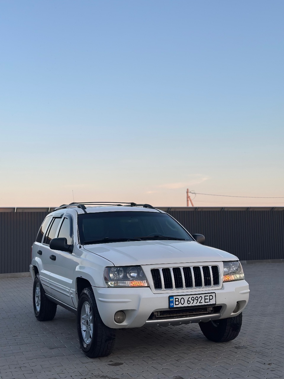 Jeep Grand Cherokee - фото 8