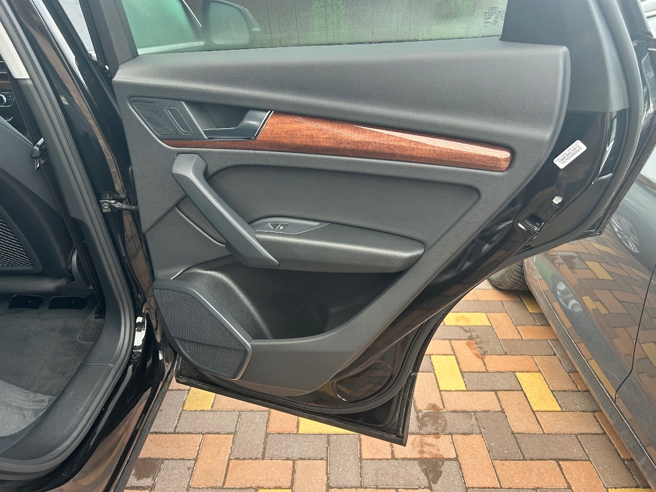 Audi Q5 - фото 24