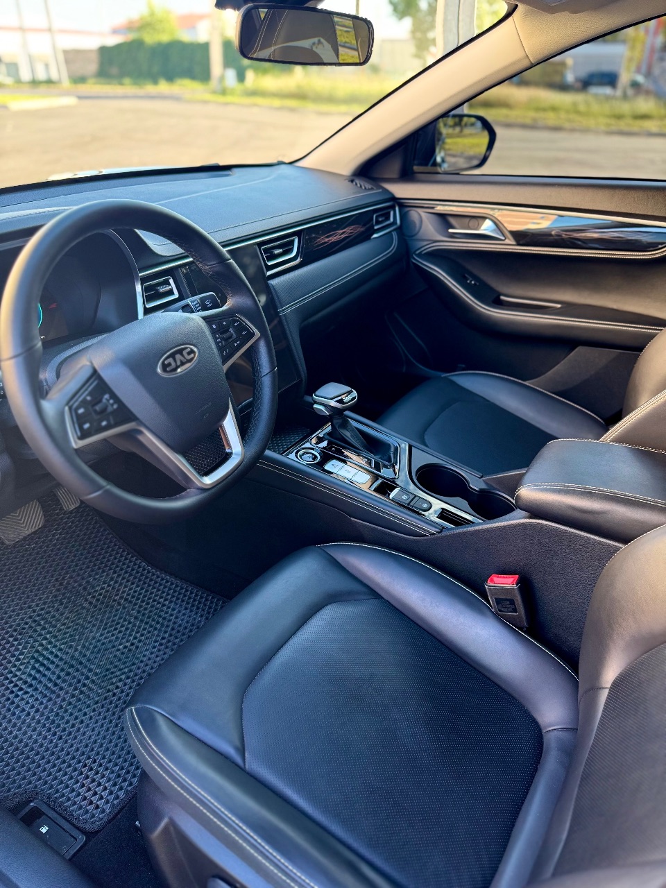 JAC J7 - фото 11