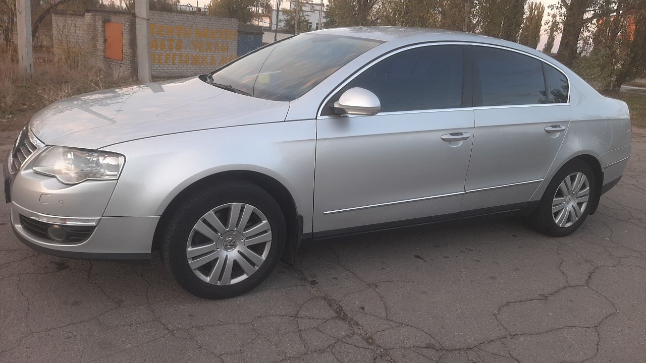 Volkswagen Passat - фото 12