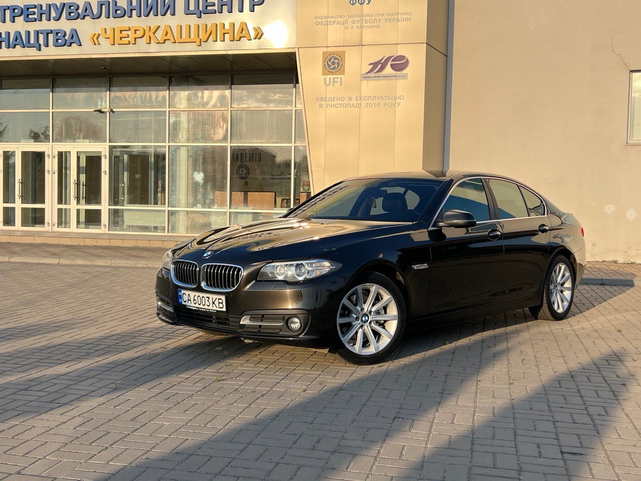 BMW 5 серії - фото 2