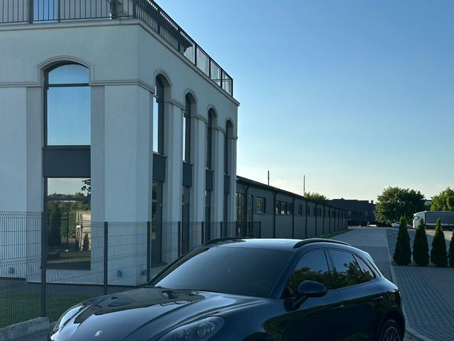 Porsche Macan - фото 1