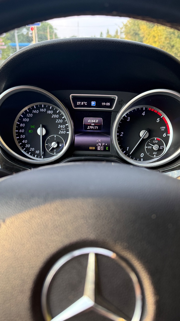 Mercedes-Benz M-Класс - фото 6