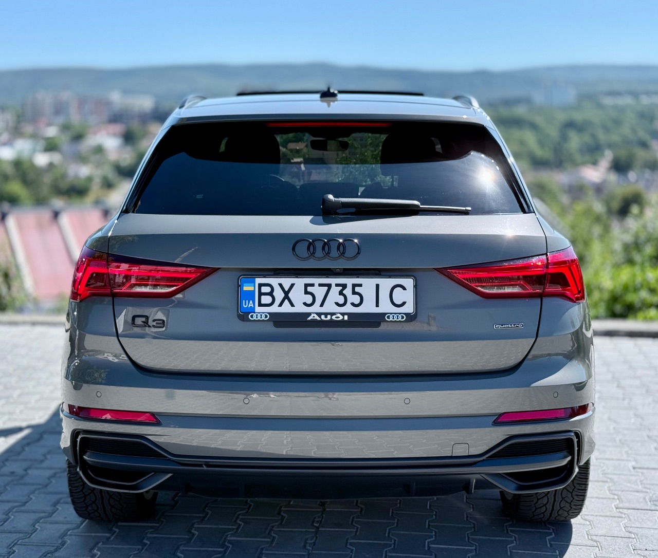 Audi Q3 - фото 6