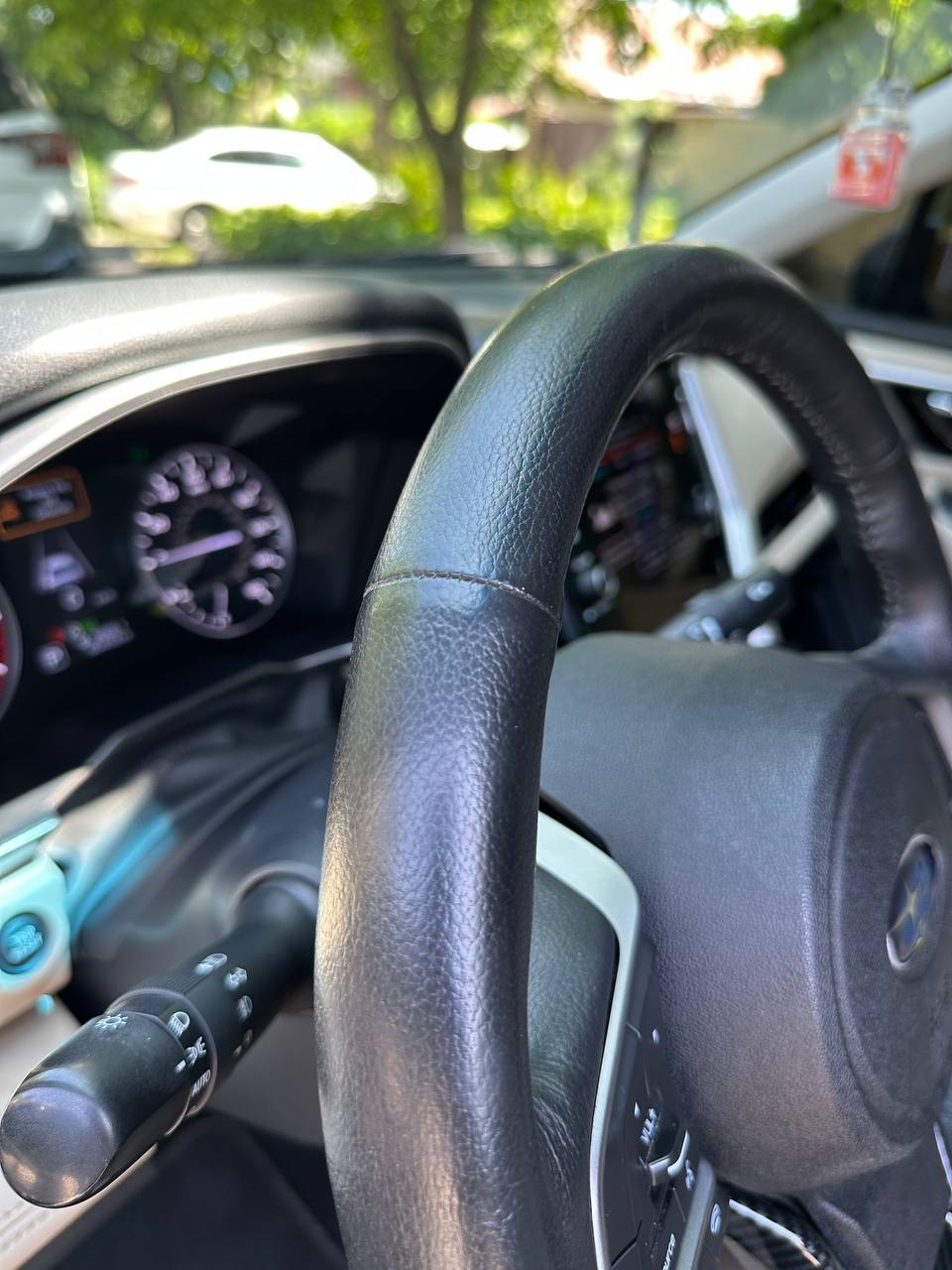 Subaru Legacy - фото 7