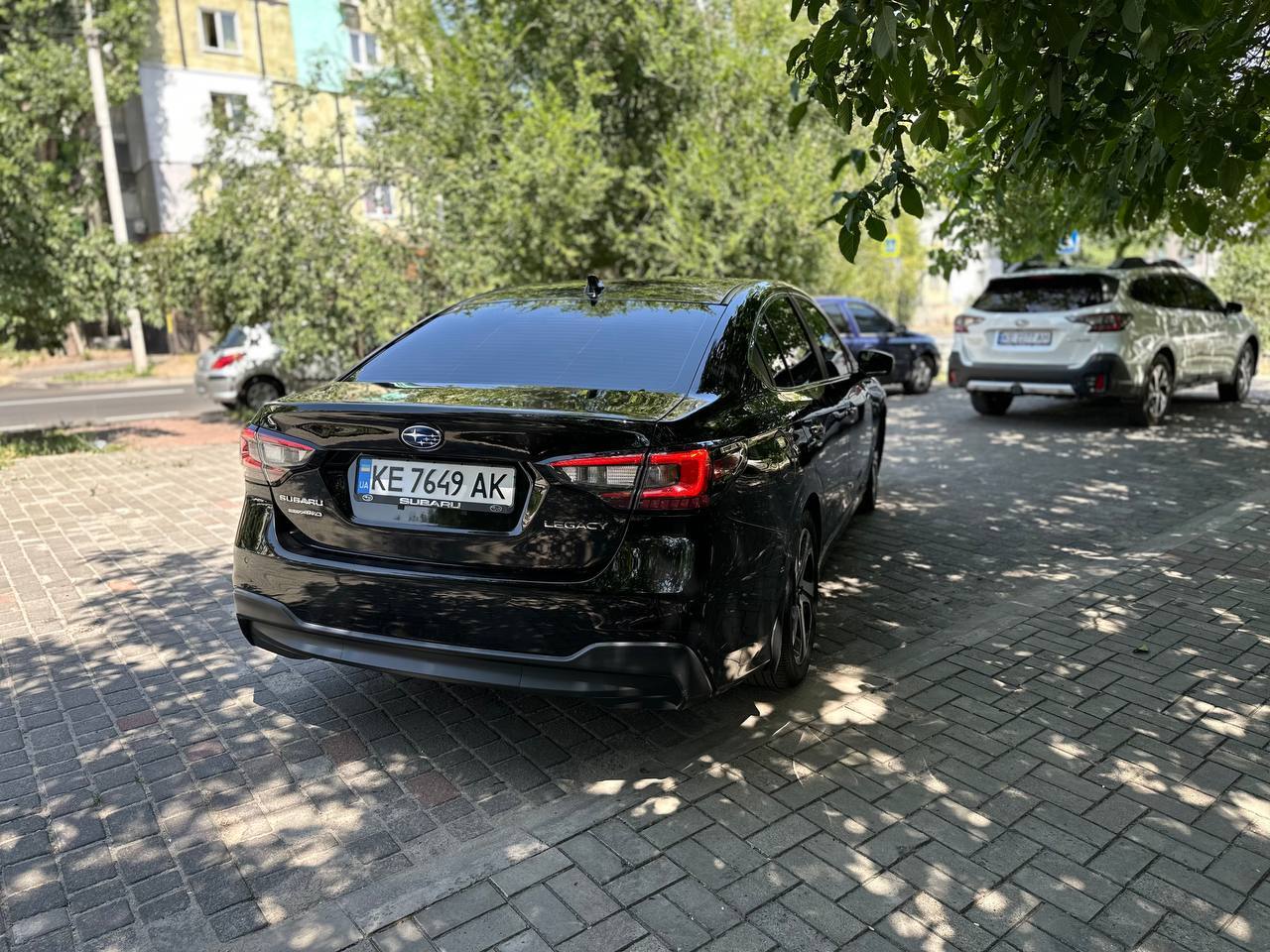 Subaru Legacy - фото 3