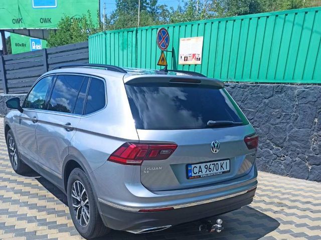 Volkswagen Tiguan - фото 3