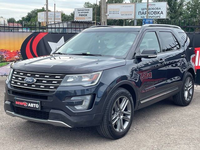 Ford Explorer - фото 1