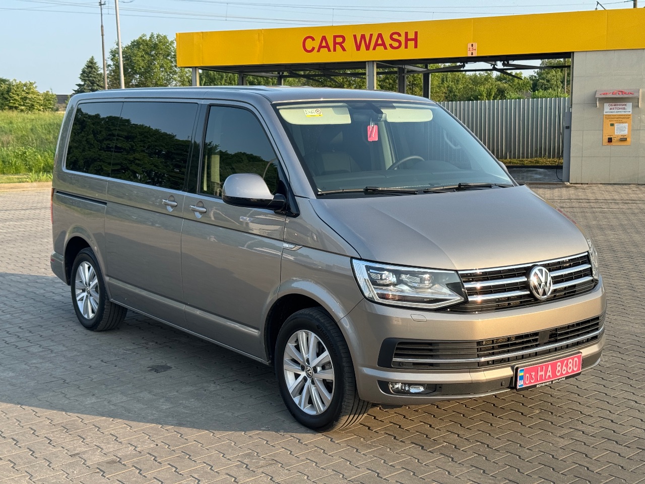 Volkswagen Multivan - фото 4