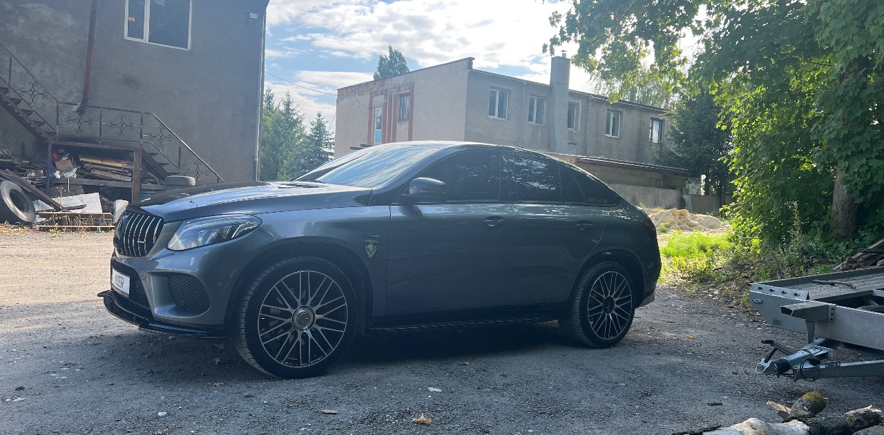 Mercedes-Benz GLE Coupe AMG - фото 11