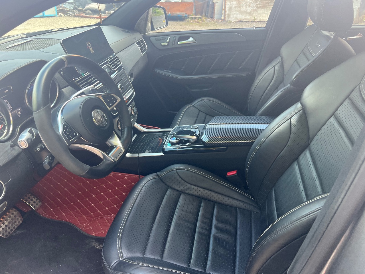 Mercedes-Benz GLE Coupe AMG - фото 12