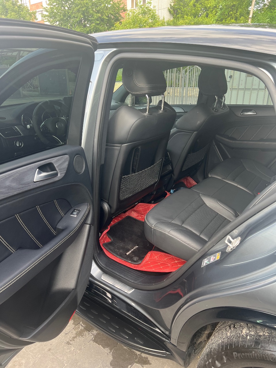 Mercedes-Benz GLE Coupe AMG - фото 30