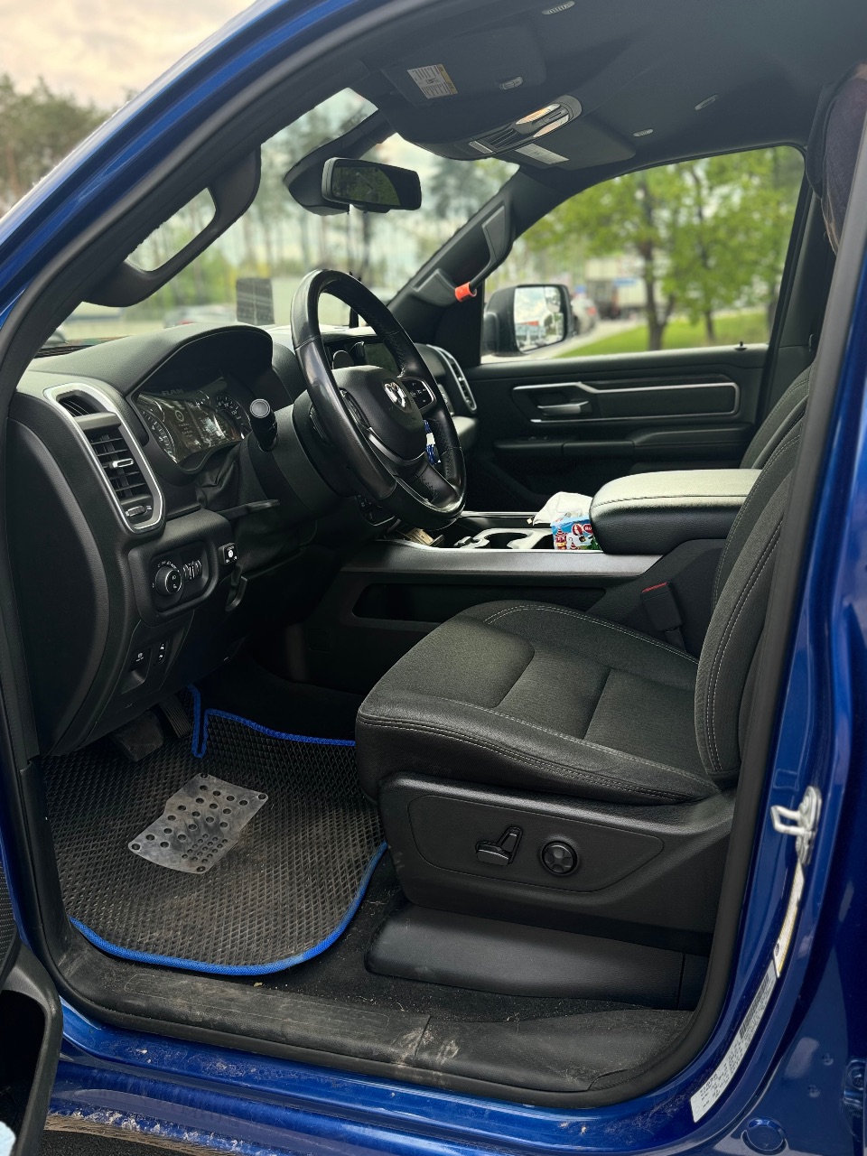 Ram 1500 - фото 8