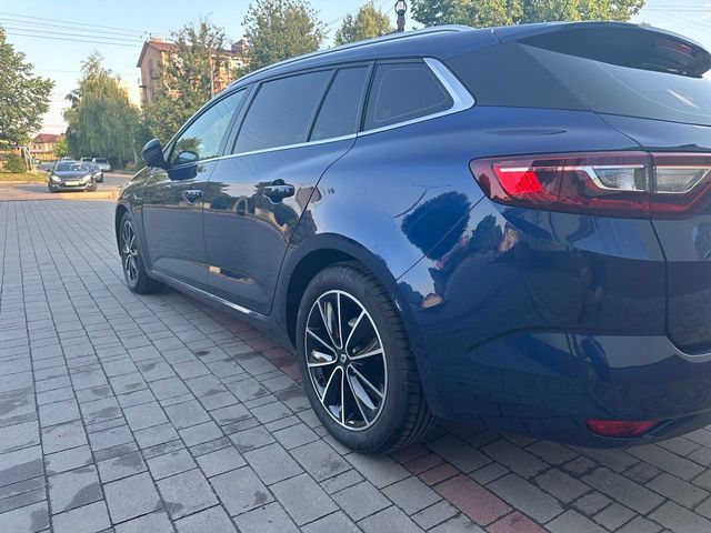 Renault Megane - фото 2