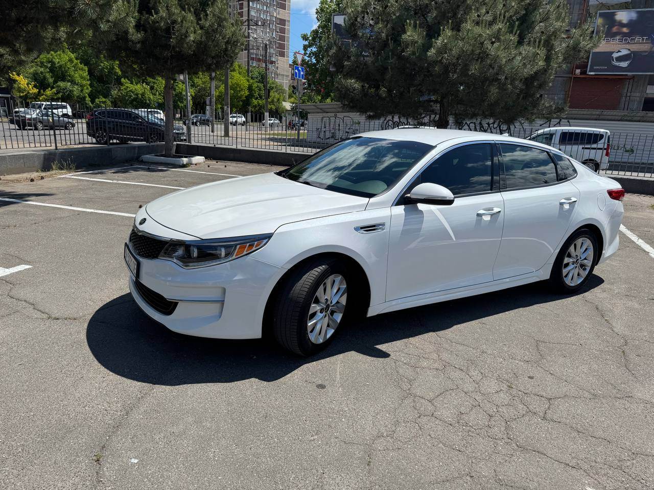 Kia Optima - фото 10