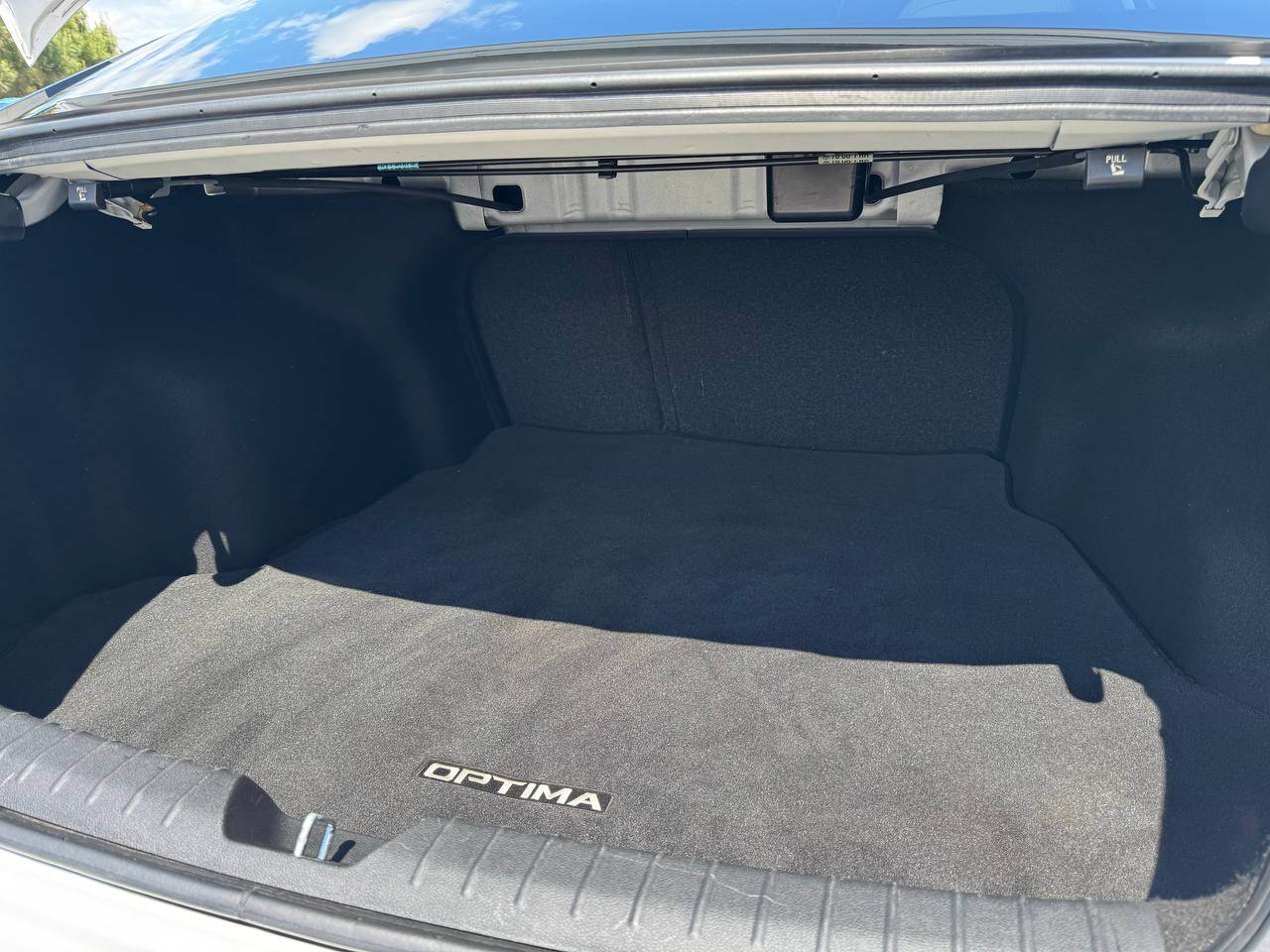 Kia Optima - фото 22