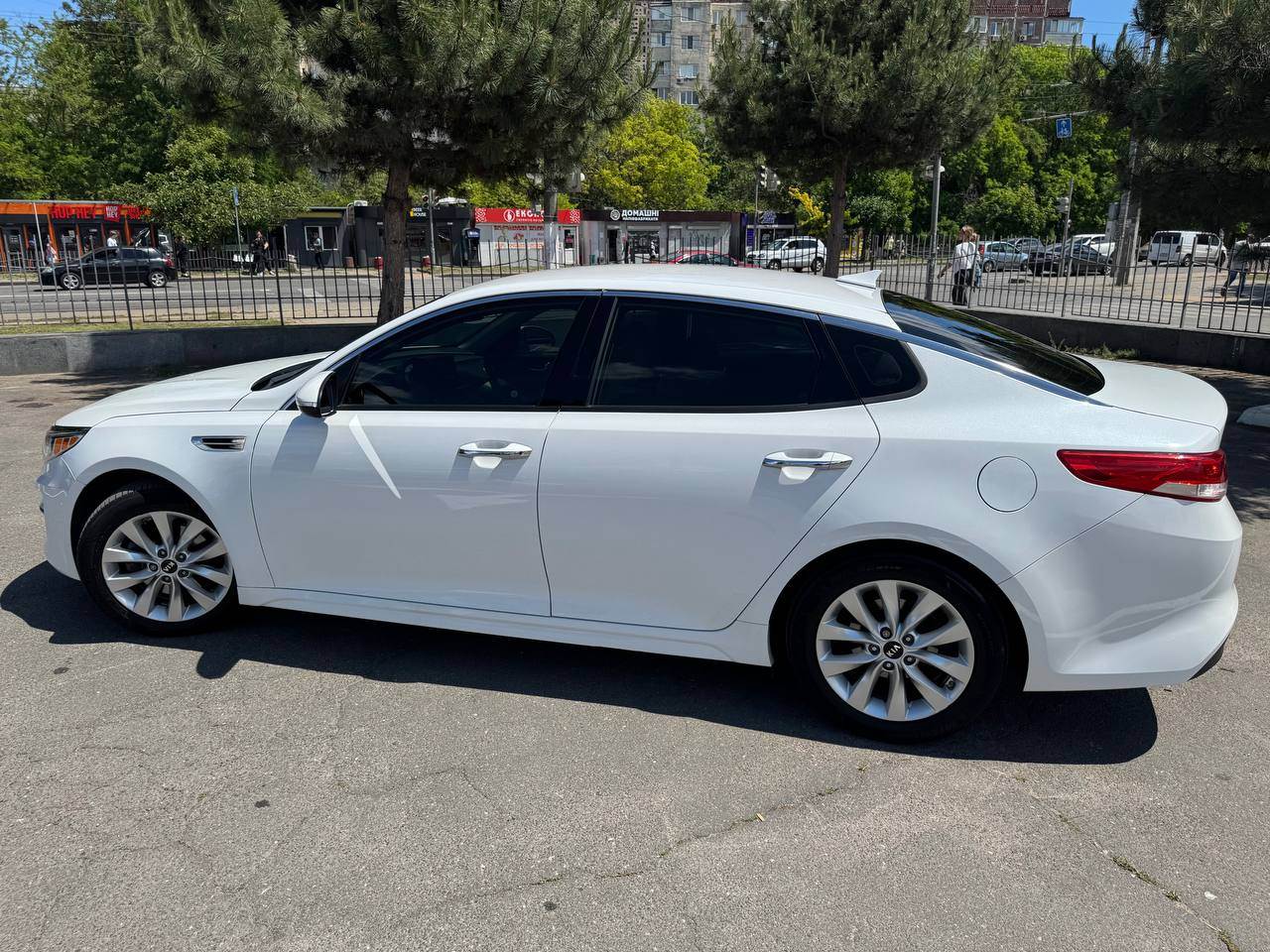 Kia Optima - фото 9