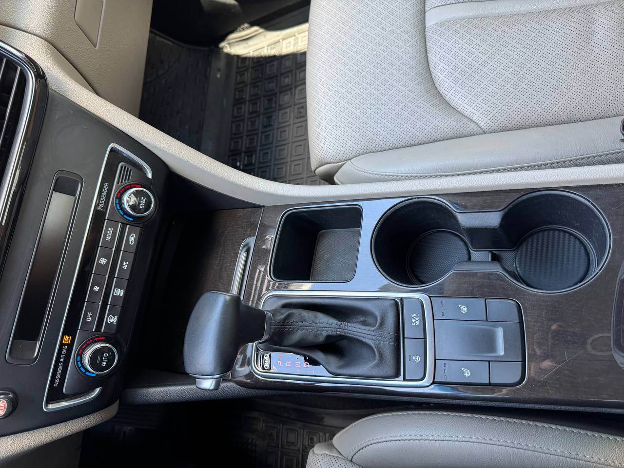 Kia Optima - фото 20