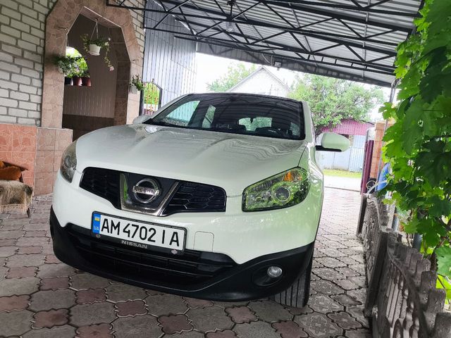Nissan Qashqai - фото 4